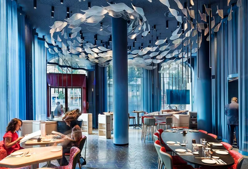  Themed Restaurant 